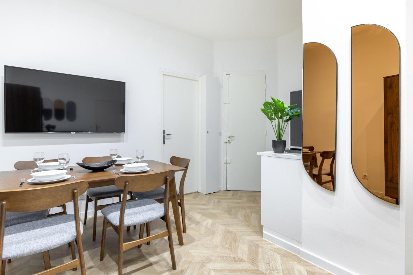 Hsh St Germain/jardin Du Luxembourg : Luxury Appartement Paris
